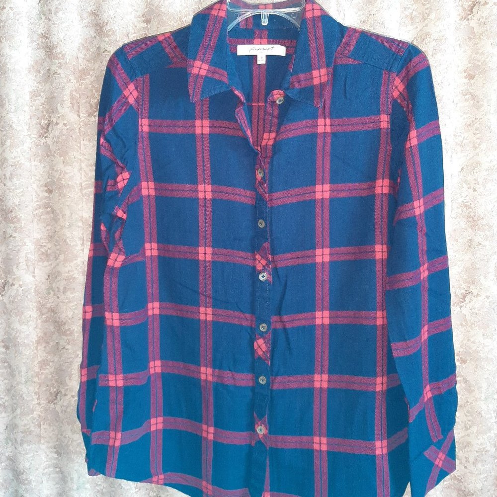 Navy and red long sleeve button down size 10 Foxcroft